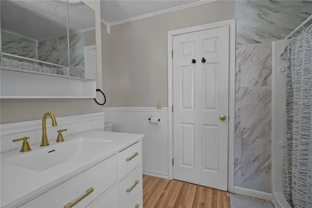 $549,900 | 25 Ivy Hollow Court, Cranston, RI 02921