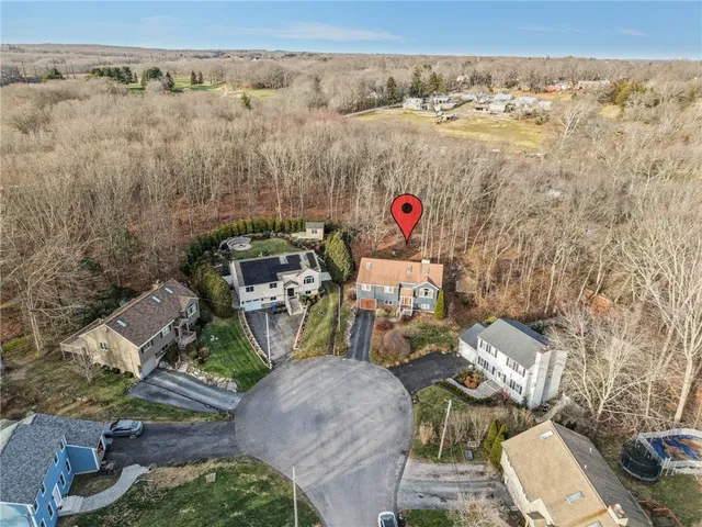 $549,900 | 25 Ivy Hollow Court, Cranston, RI 02921