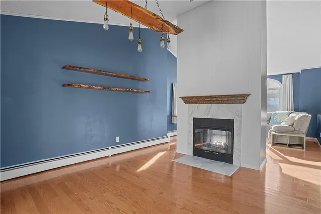 $549,900 | 25 Ivy Hollow Court, Cranston, RI 02921