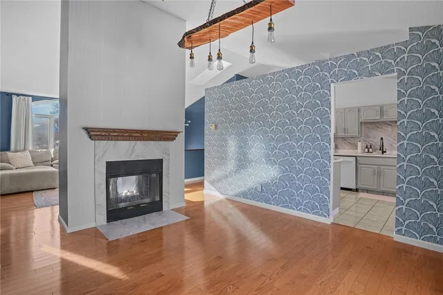 $549,900 | 25 Ivy Hollow Court, Cranston, RI 02921