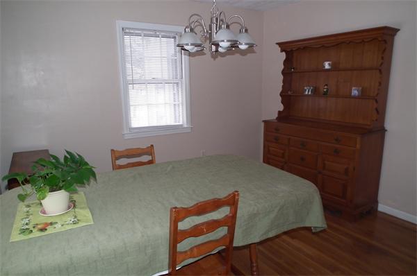 23 Marlen Road Holden, MA 01520 - Photo 5 of 11 Gallery Image 5