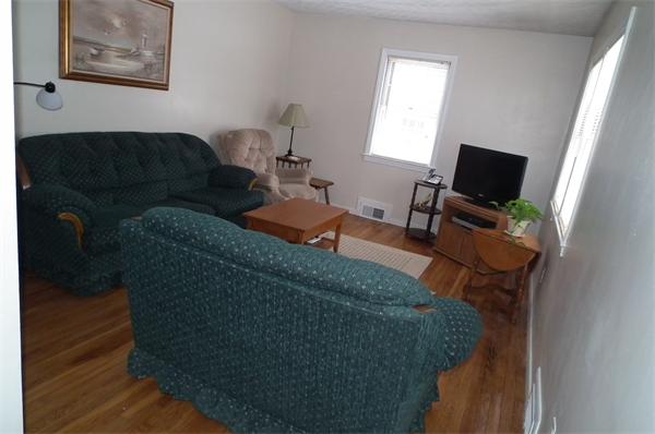 23 Marlen Road Holden, MA 01520 - Photo 6 of 11 Gallery Image 6