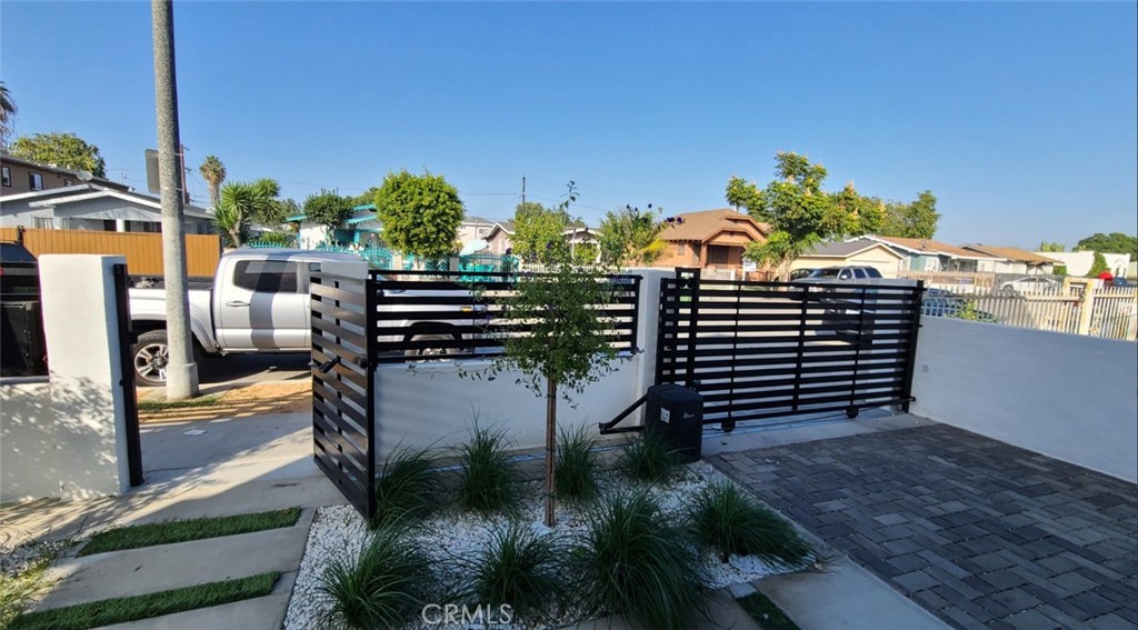 142 West 84th Street Los Angeles, CA 90003 - Photo 21 of 23