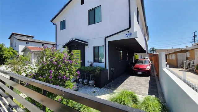 $3,500 | 142 West 84th Street, Los Angeles, CA 90003