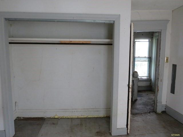 1080 Bruce Street Washington, PA 15301 - Photo 11 of 17 a view of an empty room