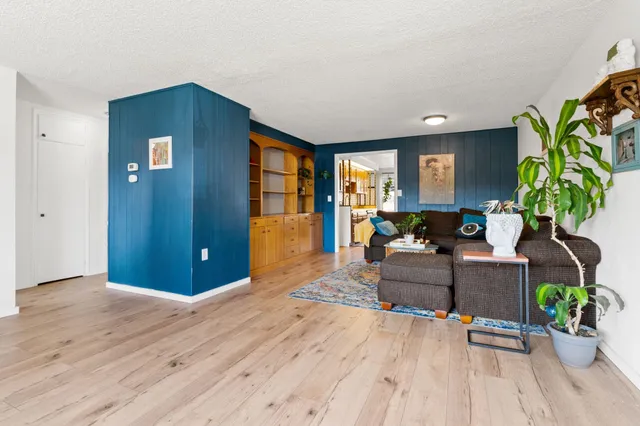 $380,000 | 2430 West Decatur Avenue, Spokane, WA 99205