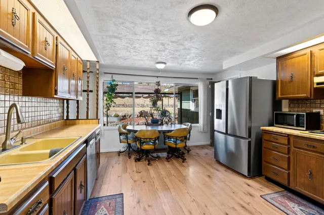 $380,000 | 2430 West Decatur Avenue, Spokane, WA 99205