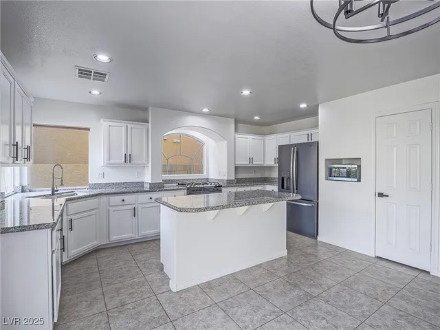 $3,150 | 10898 Carberry Hill Street, Las Vegas, NV 89141