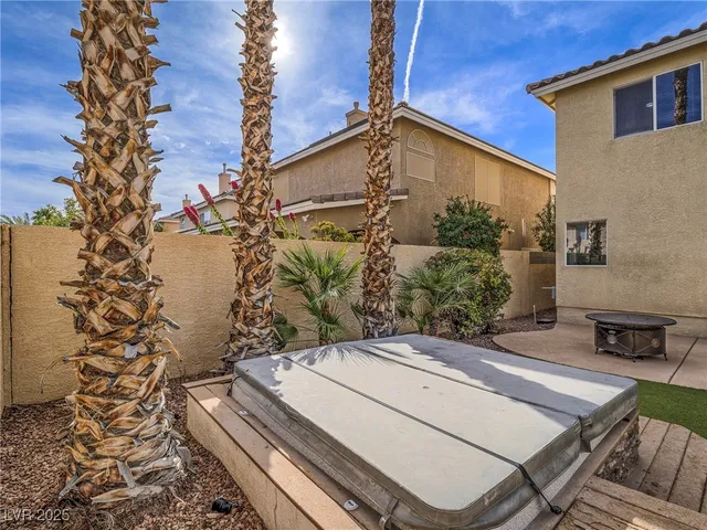 $3,150 | 10898 Carberry Hill Street, Las Vegas, NV 89141