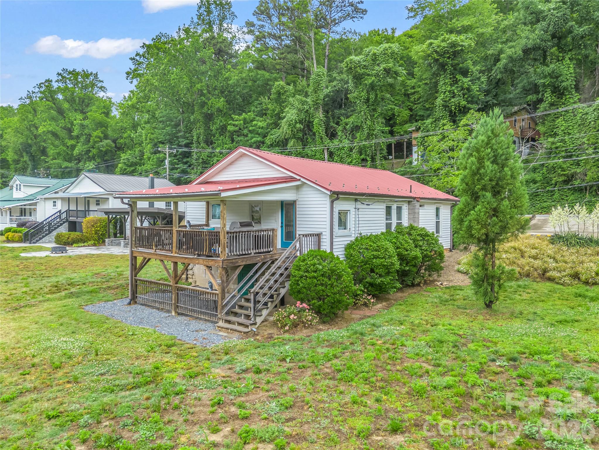 218 Boys Camp Road Lake Lure, NC 28746 - Photo 7 of 41