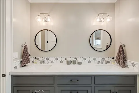 $3,249,000 | 715 2nd Street, Hermosa Beach, CA 90254