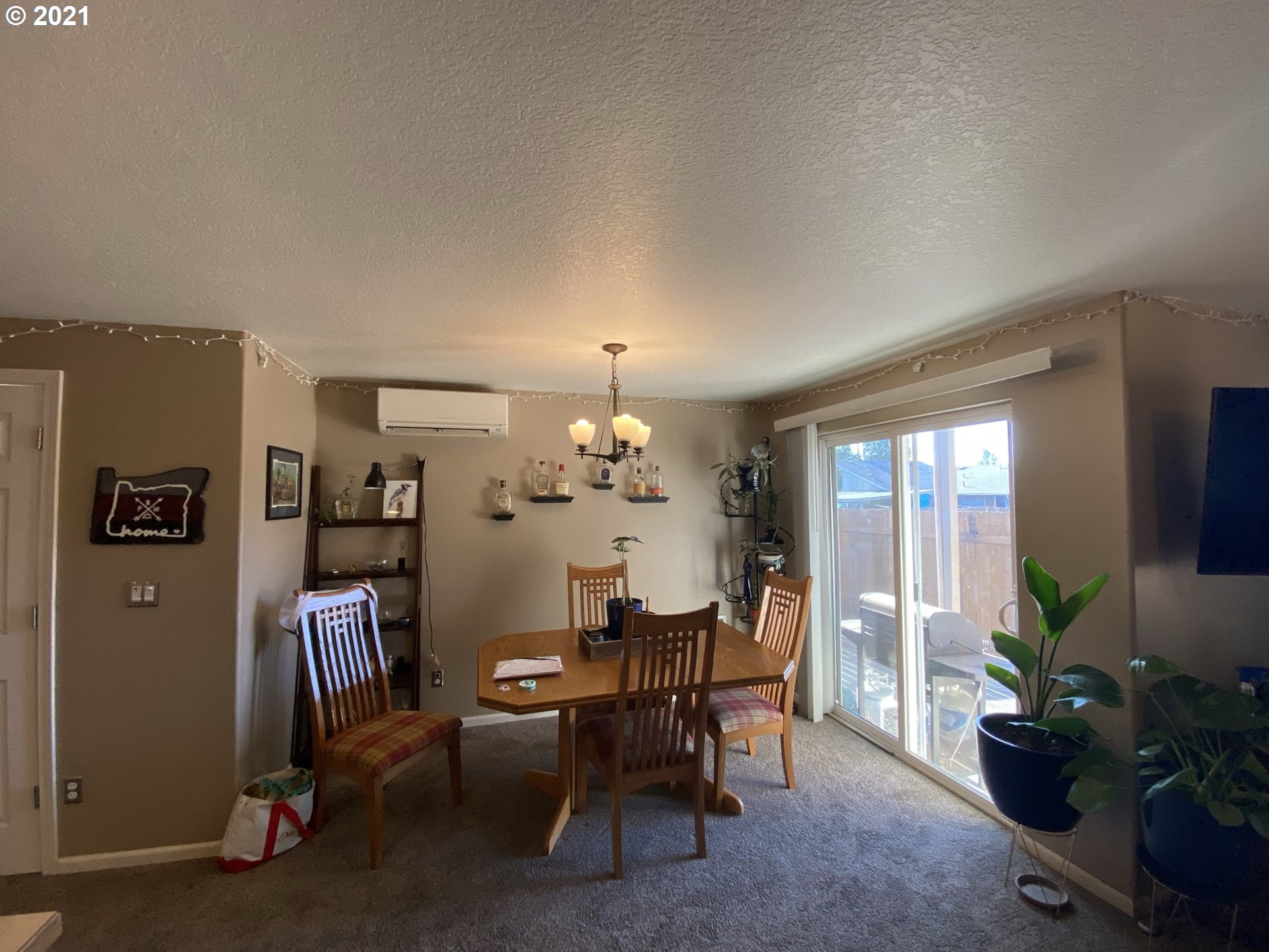 4132 Virginia Avenue Springfield, OR 97478 - Photo 3 of 15