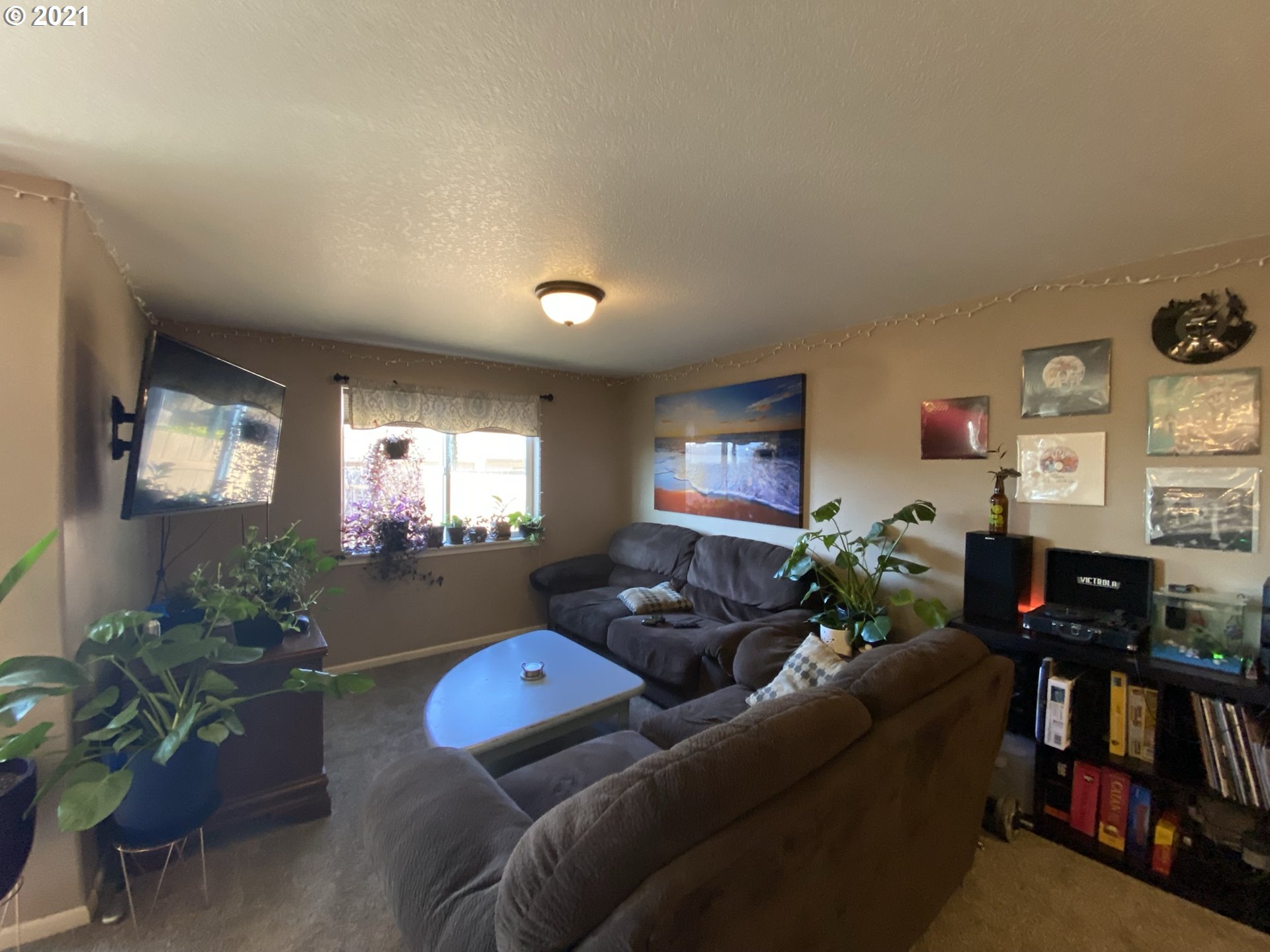4132 Virginia Avenue Springfield, OR 97478 - Photo 4 of 15