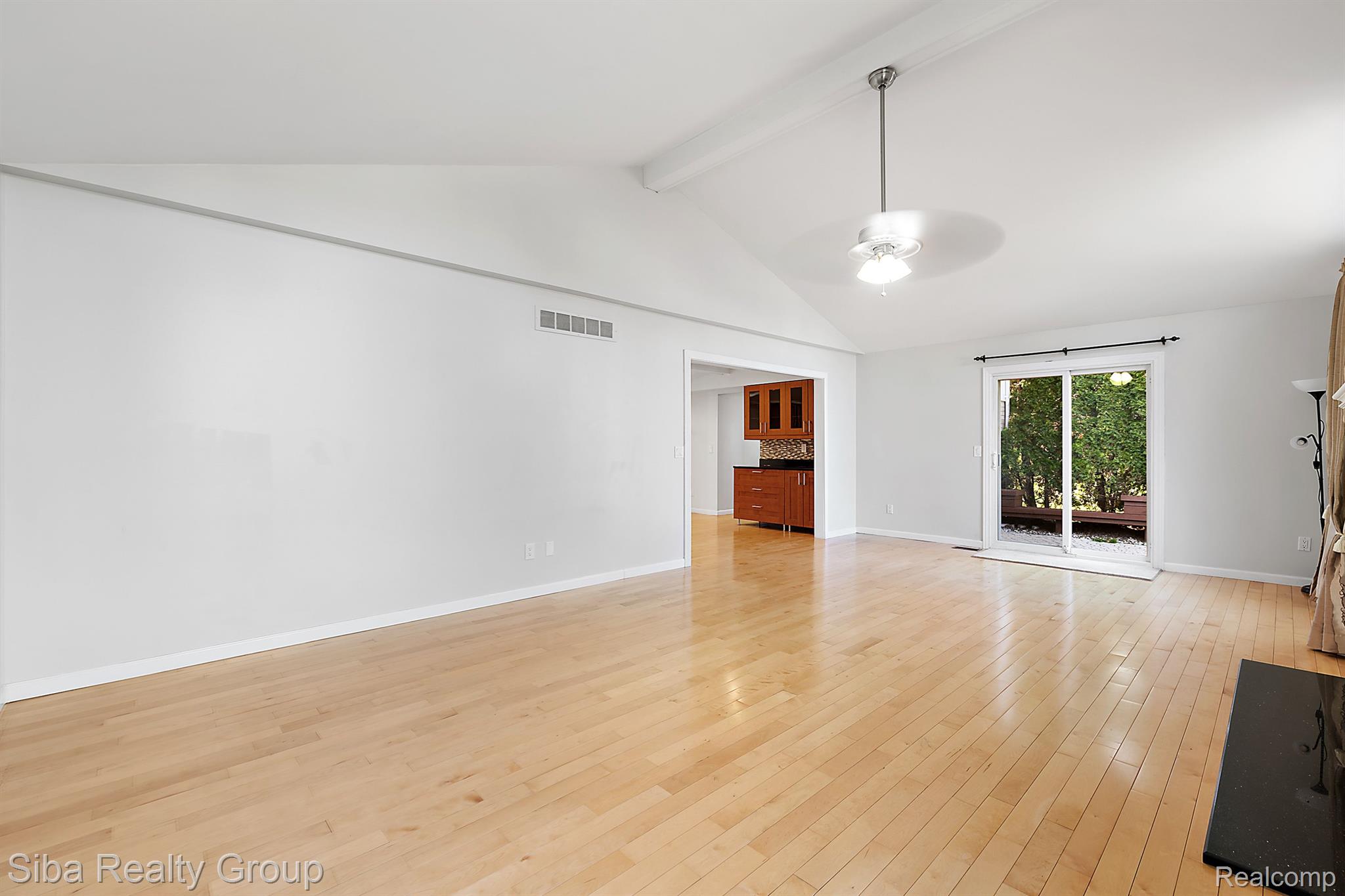 1602 Hillside Lane Rochester, MI 48307 - Photo 36 of 63 Gallery Image 36