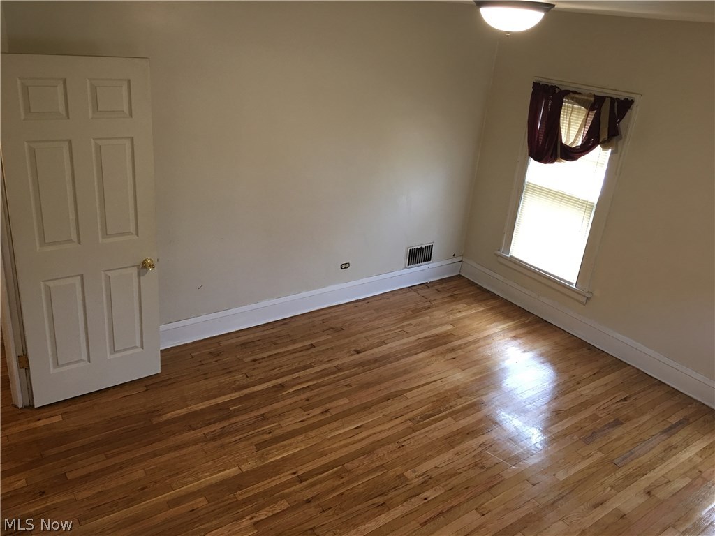 2035 Brunswick Road East Cleveland, OH 44112 - Photo 16 of 23