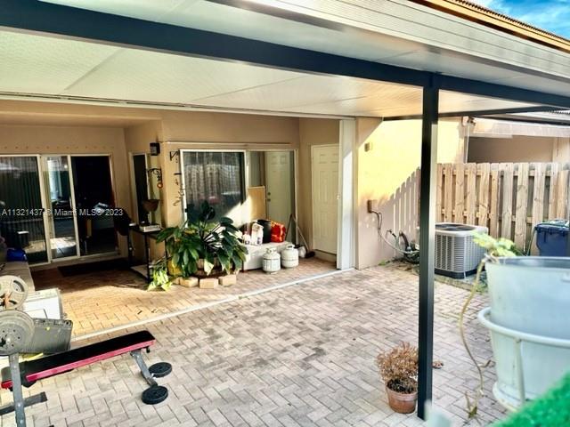 7442 Southwest 162nd Path Miami, FL 33193 - Photo 3 of 30 Gallery Image 3