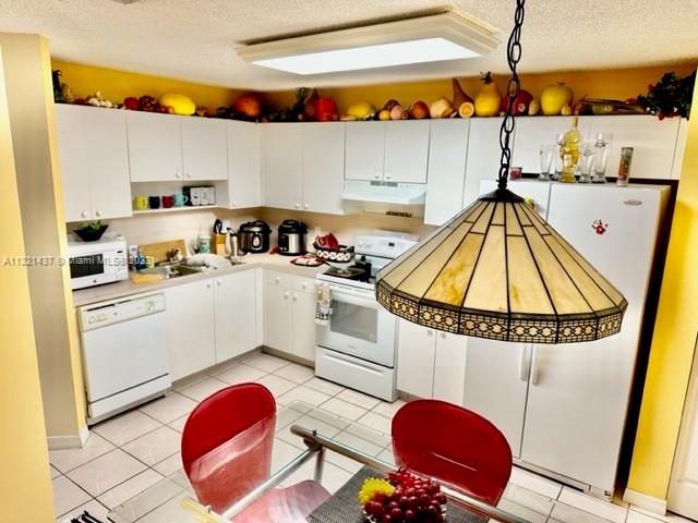 7442 Southwest 162nd Path Miami, FL 33193 - Photo 4 of 30 Gallery Image 4