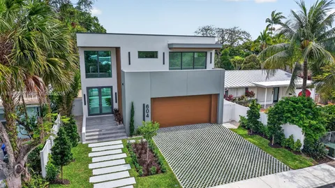 $2,499,000 | 604 Southwest 7th Street, Fort Lauderdale, FL 33315