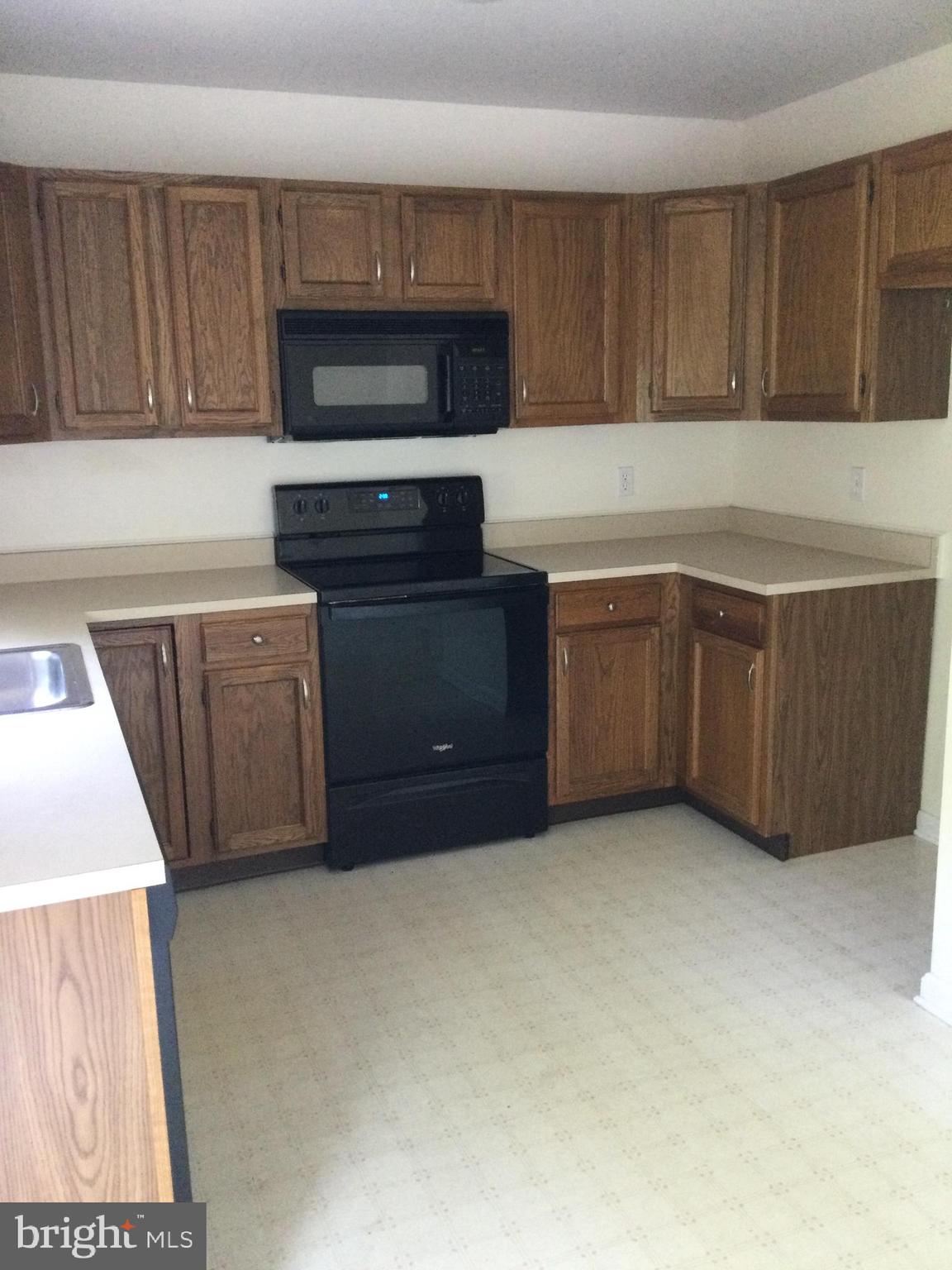 329 Country Club Road, Unit 12 Red Lion, PA 17356 - Photo 13 of 16 Gallery Image 13