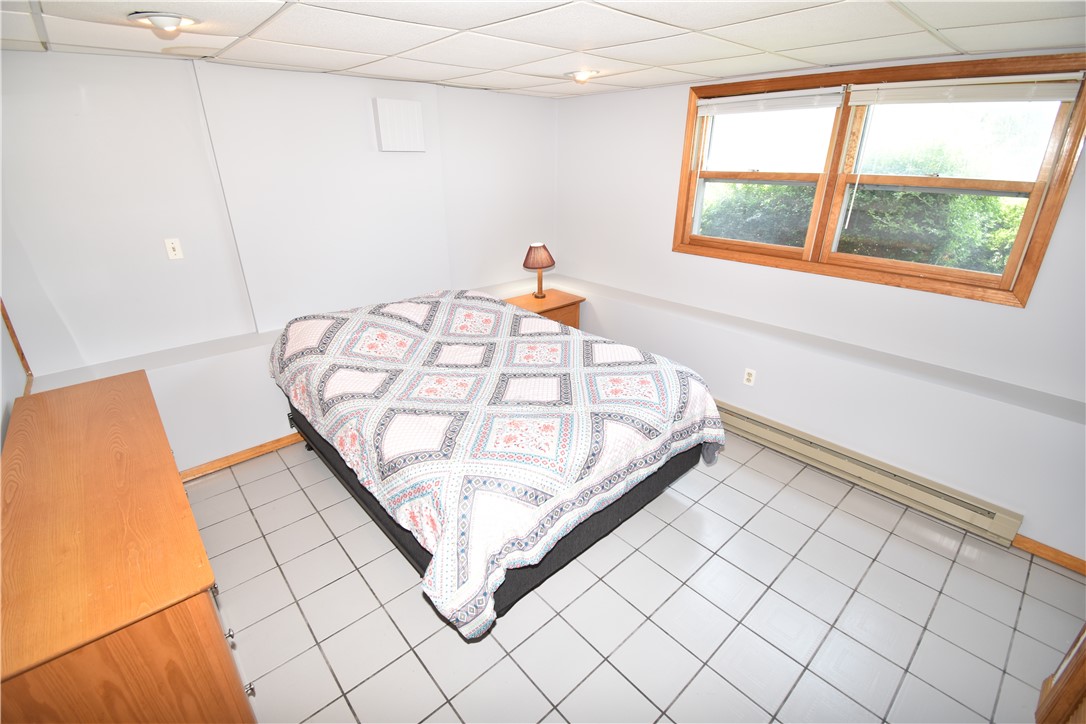 33 Glendale Road Narragansett, RI 02882 - Photo 36 of 45