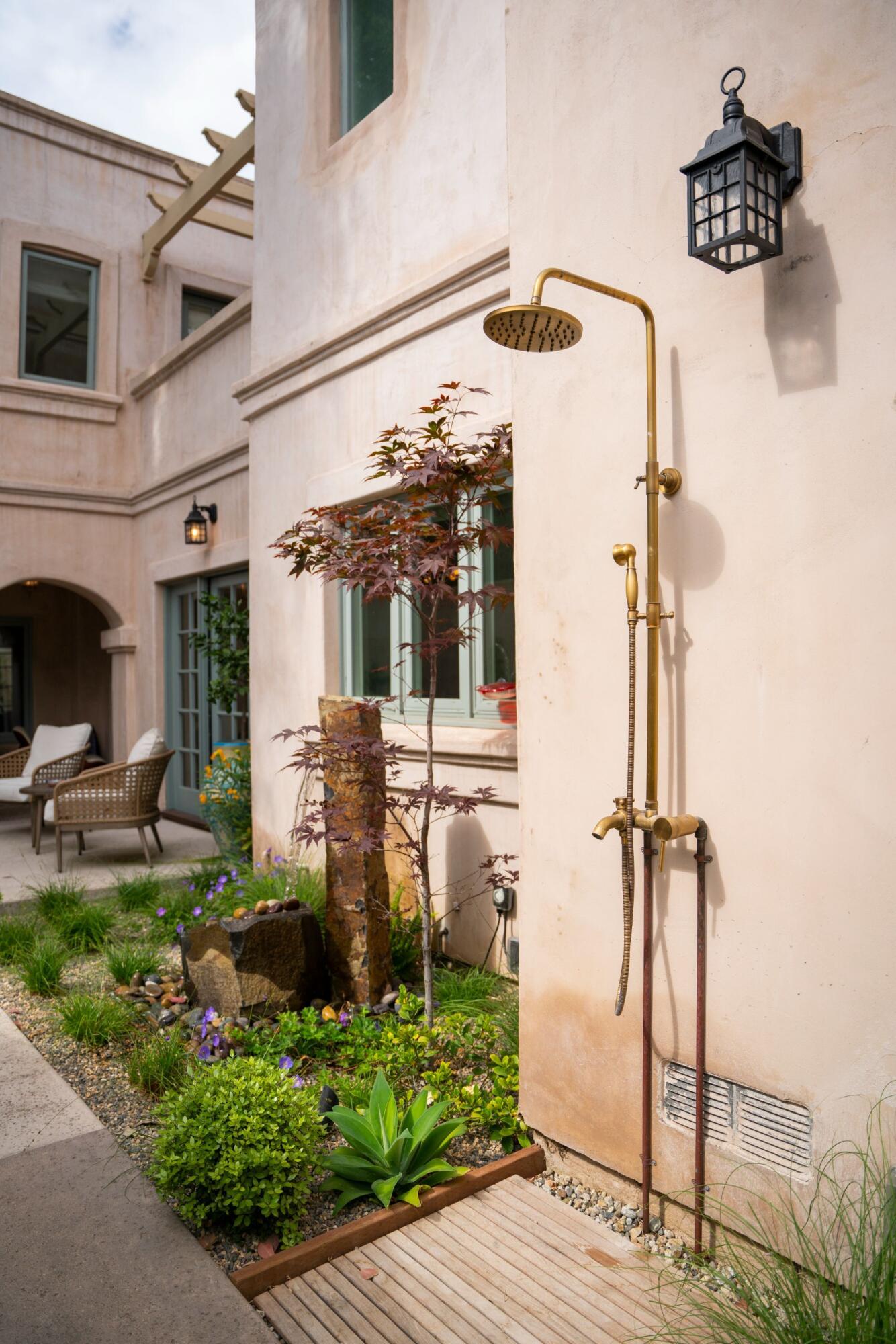 81 Depot Road Santa Barbara, CA 93108 - Photo 19 of 21 a front view of a house with garden