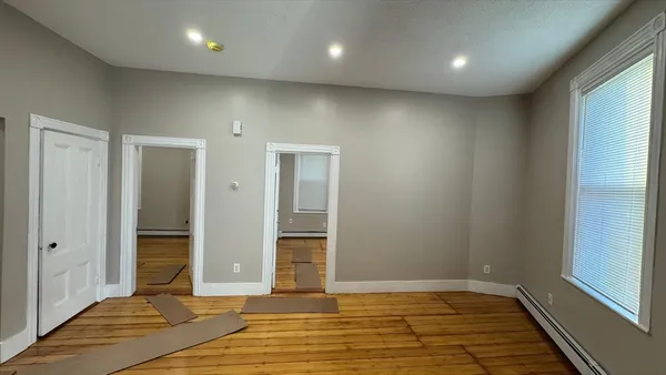 $4,000 | 62 River Street, Unit 1, Cambridge, MA 02139