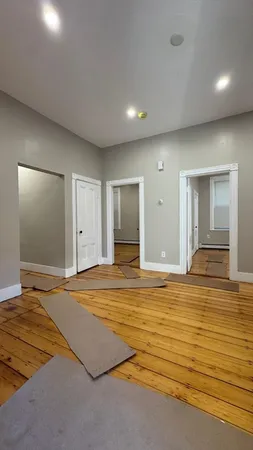 $4,000 | 62 River Street, Unit 1, Cambridge, MA 02139