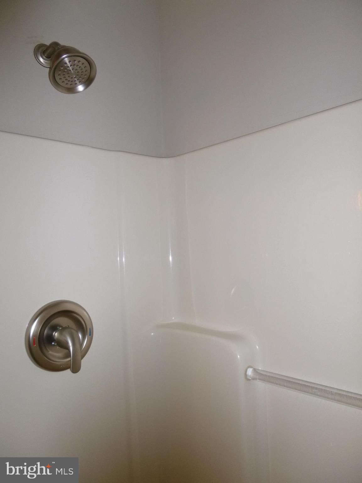 2806 Wakefield Street Colonial Beach, VA 22443 - Photo 18 of 39 Master Bathroom