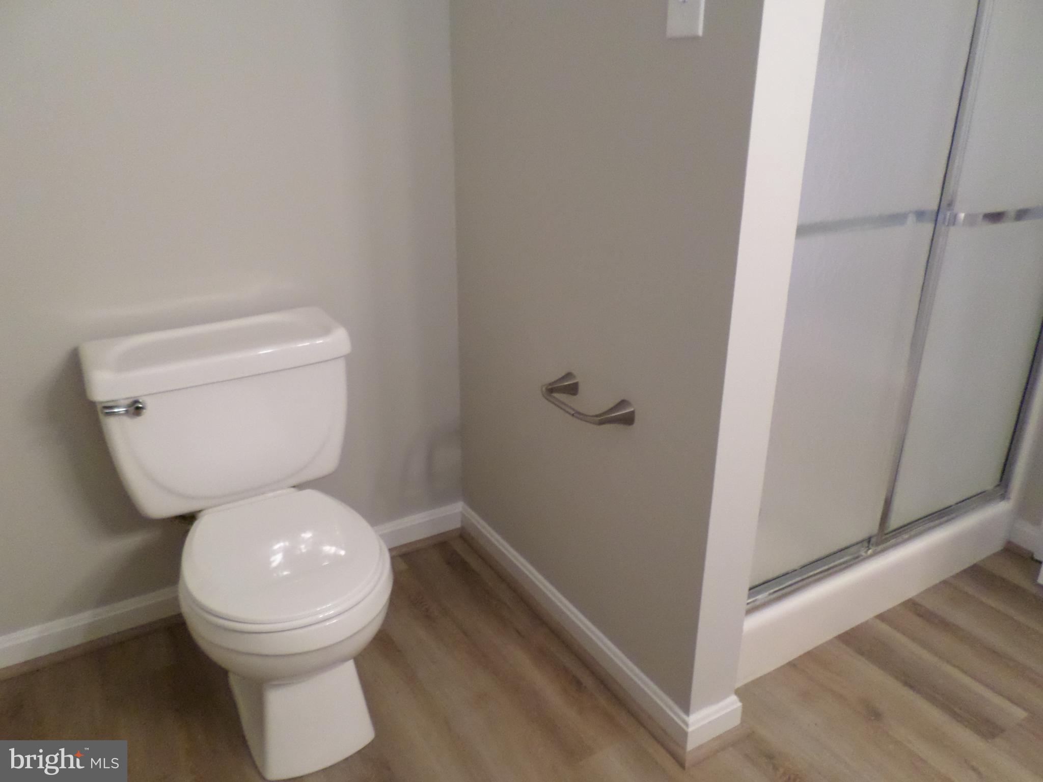 2806 Wakefield Street Colonial Beach, VA 22443 - Photo 19 of 39 Master Bath