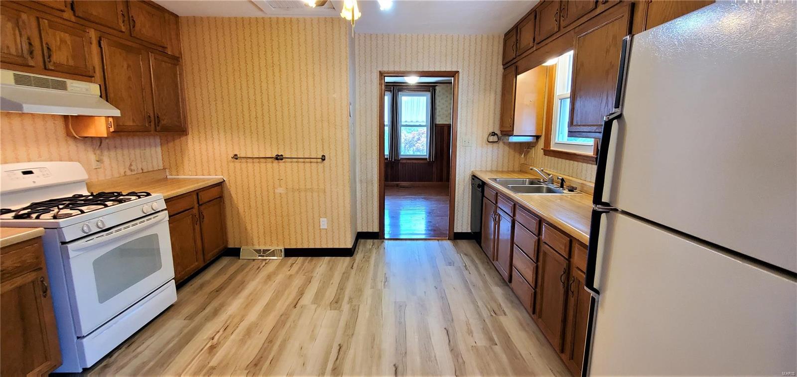 128 West 5th Street Roxana, IL 62084 - Photo 13 of 28 Gallery Image 13