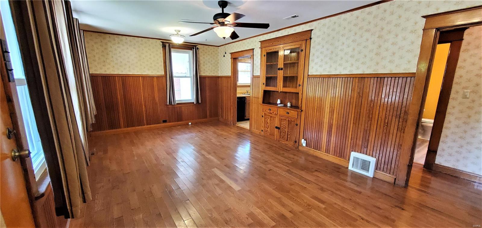 128 West 5th Street Roxana, IL 62084 - Photo 5 of 28 Gallery Image 5