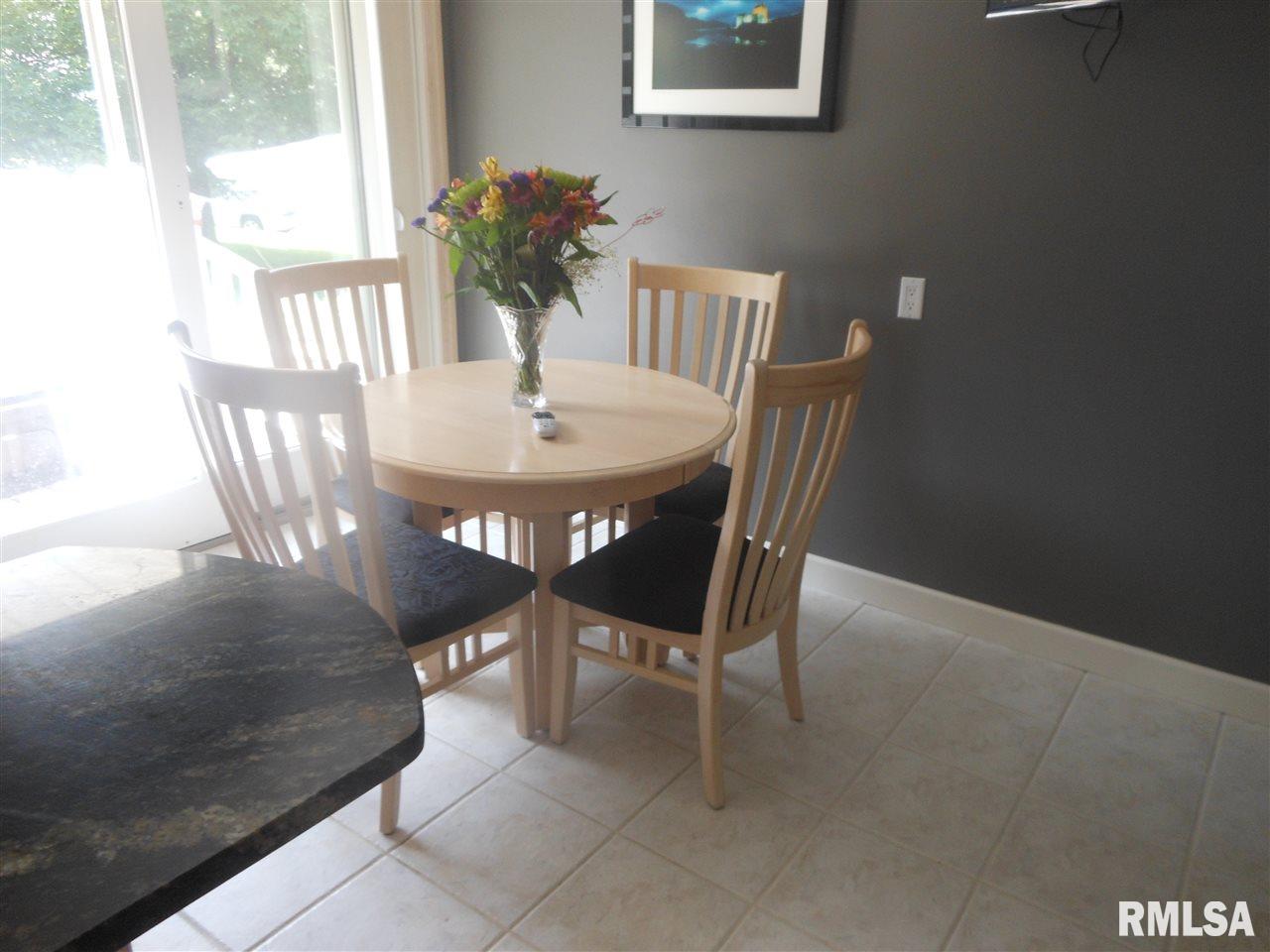 526 West Northgate Road Peoria, IL 61614 - Photo 14 of 33 Gallery Image 14