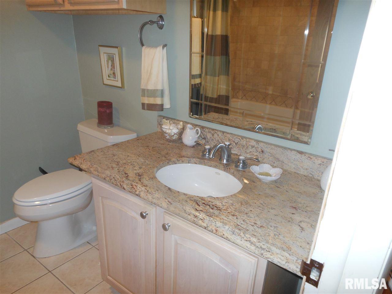 526 West Northgate Road Peoria, IL 61614 - Photo 25 of 33 Gallery Image 25
