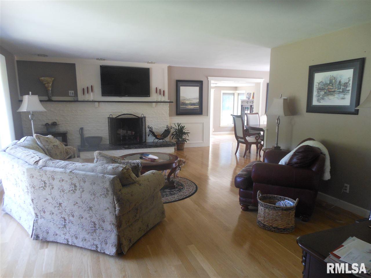 526 West Northgate Road Peoria, IL 61614 - Photo 4 of 33 Gallery Image 4