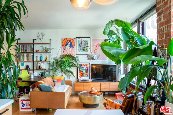 $2,900 | 460 South Spring Street, Unit 903, Los Angeles, CA 90013