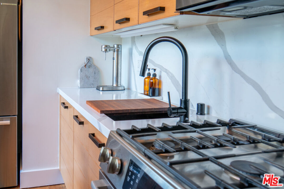 460 South Spring Street, Unit 903 Los Angeles, CA 90013 - Photo 19 of 52