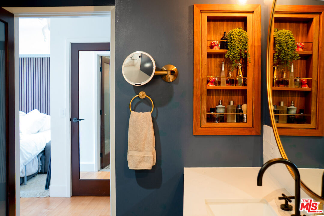 460 South Spring Street, Unit 903 Los Angeles, CA 90013 - Photo 30 of 52