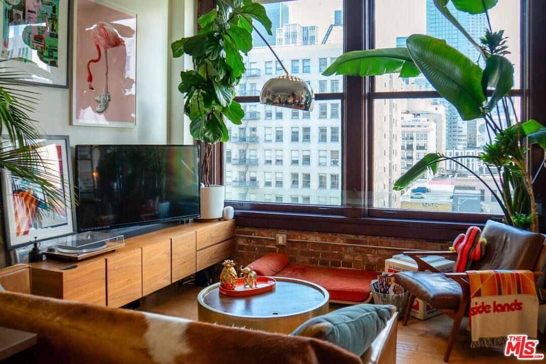 460 South Spring Street, Unit 903 Los Angeles, CA 90013 - Photo 33 of 52