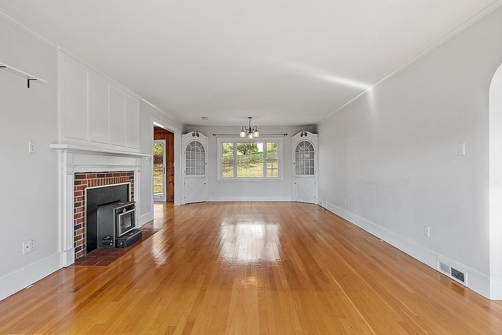 244 Old Ayer Road Groton, MA 01450 - Photo 17 of 42 Gallery Image 17