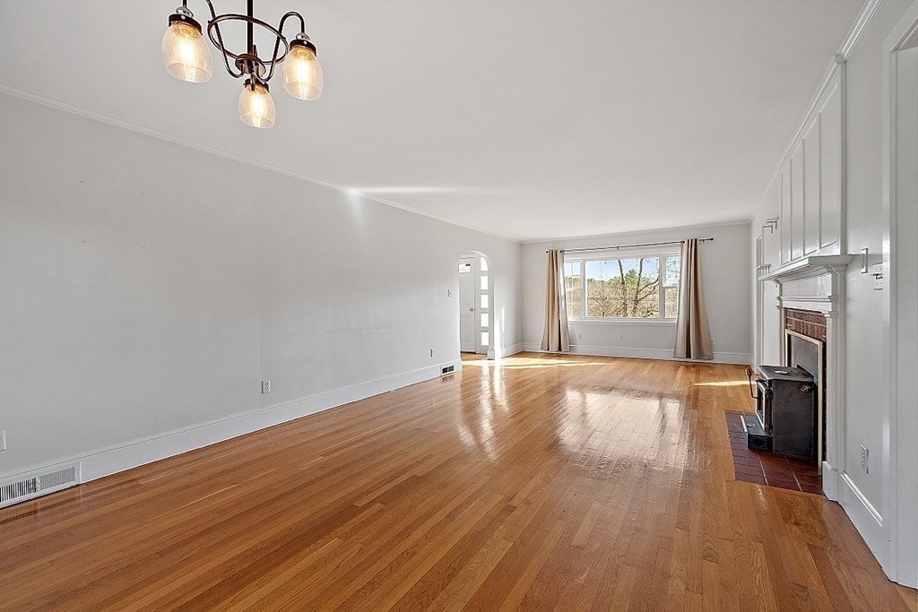 244 Old Ayer Road Groton, MA 01450 - Photo 19 of 42 Gallery Image 19
