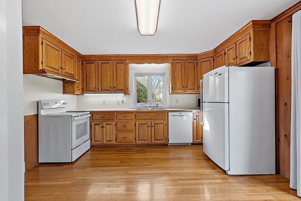 244 Old Ayer Road Groton, MA 01450 - Photo 25 of 42 Gallery Image 25
