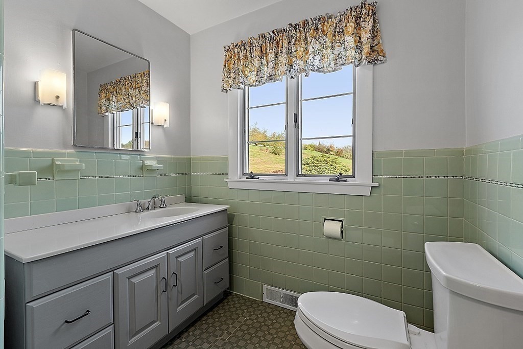 244 Old Ayer Road Groton, MA 01450 - Photo 35 of 42 Gallery Image 35