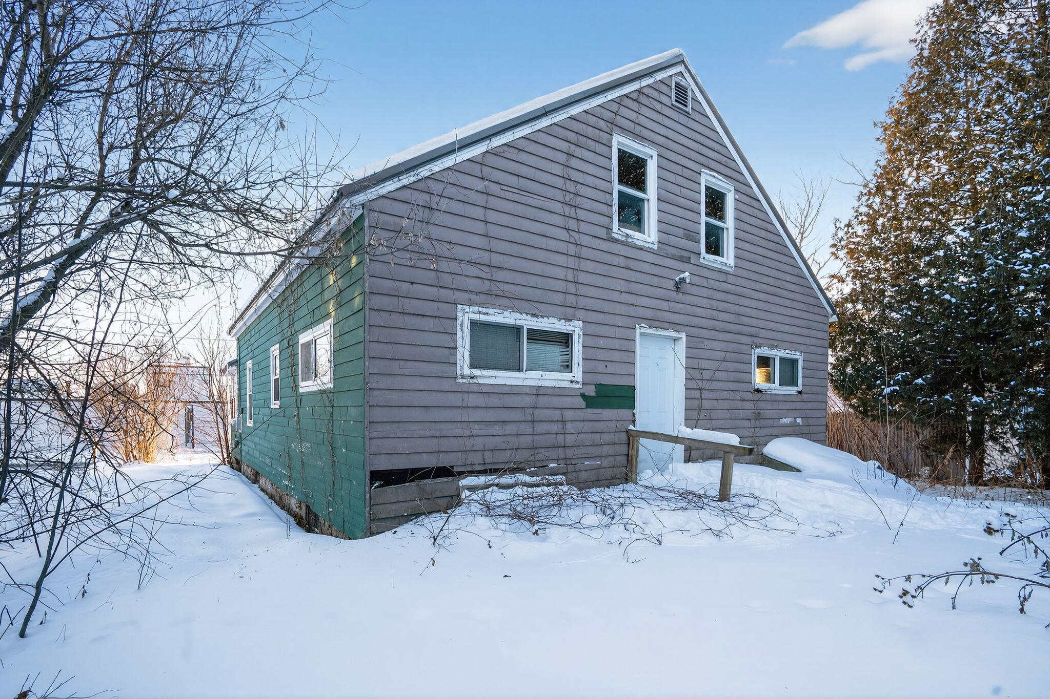 28 Hammond Street Caribou, ME 04736 - Photo 19 of 20 28 Hammond St (19)