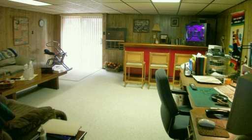 13059 Ridge Road North Huntingdon, PA 15642 - Photo 3 of 8 Gallery Image 3