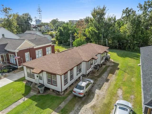 $775 | 420 Moss Street, Unit A, Lake Charles, LA 70601