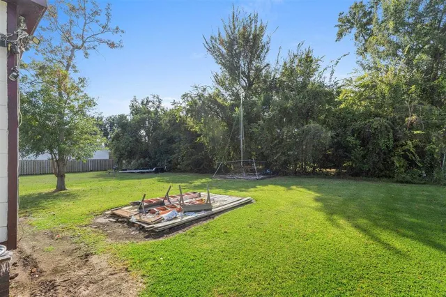 $775 | 420 Moss Street, Unit A, Lake Charles, LA 70601