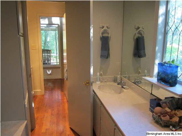 19 Pine Ridge Lane Birmingham, AL 35213 - Photo 15 of 25