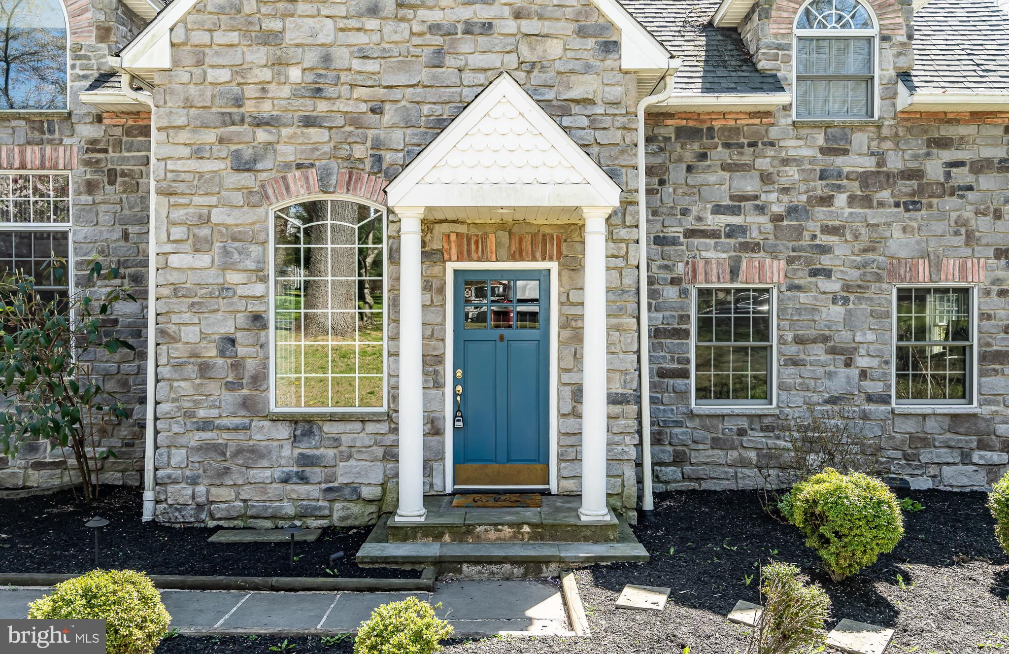 108 Devonwood Lane Devon, PA 19333 - Photo 3 of 55