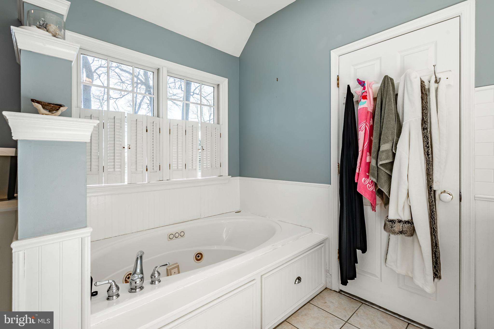 108 Devonwood Lane Devon, PA 19333 - Photo 33 of 55