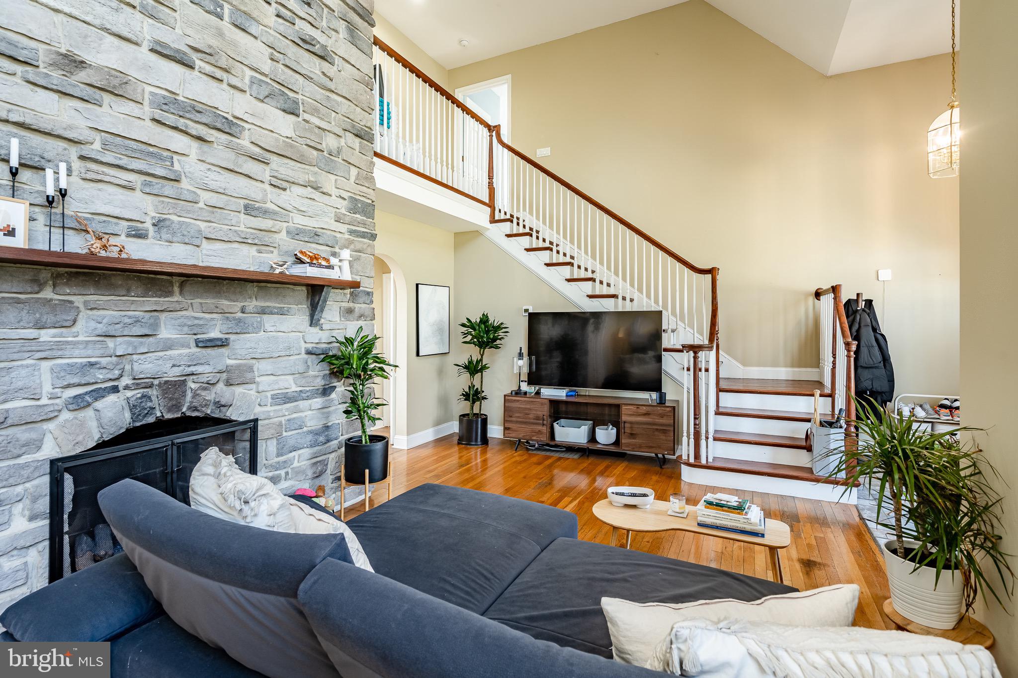 108 Devonwood Lane Devon, PA 19333 - Photo 9 of 55